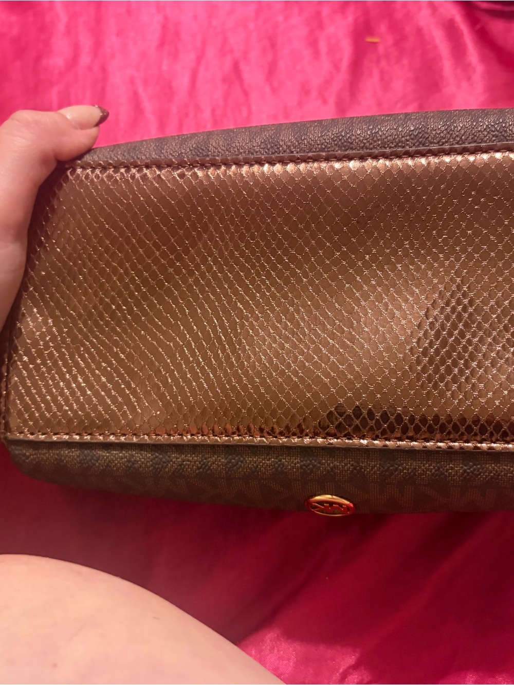 Michael kors Brown Monogram makeup bag - Picture 9 of 9